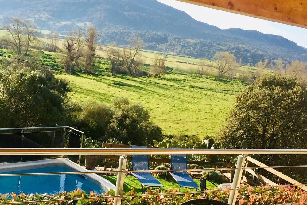 South Corsica, air-conditioned villa, heated pool, panoramic view 3bed,6 pers. Corsica - Serra-di-Ferro visuel 2/5 South Corsica, air-conditioned villa, heated pool, panoramic view 3bed,6 pers. Corsica - Serra-di-Ferro visuel 2/5