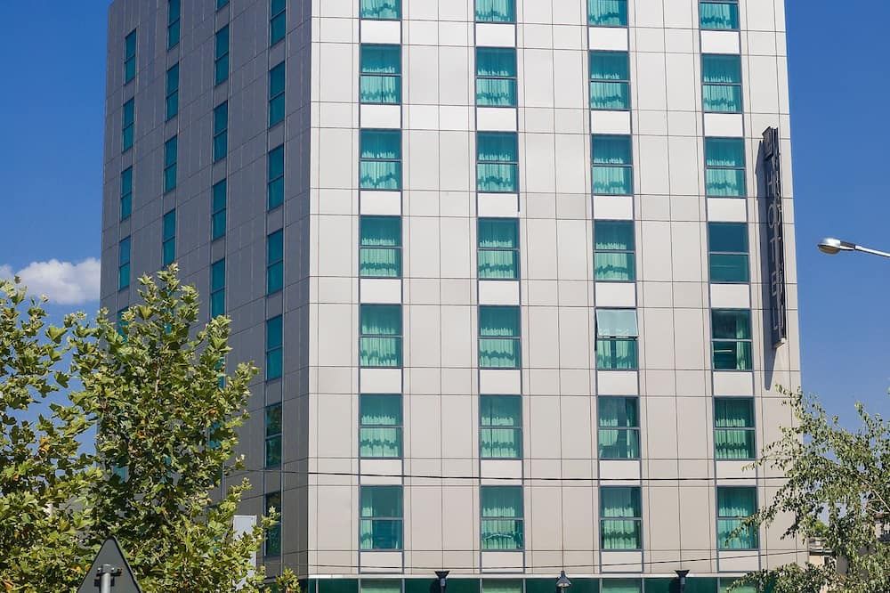 Hotel CH Bucharest (ex NH Bucharest)