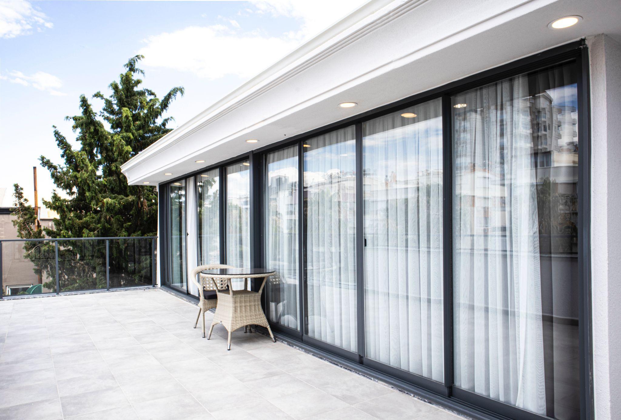 agoda-8778719-118560128-043076 Avion Suite Hotel