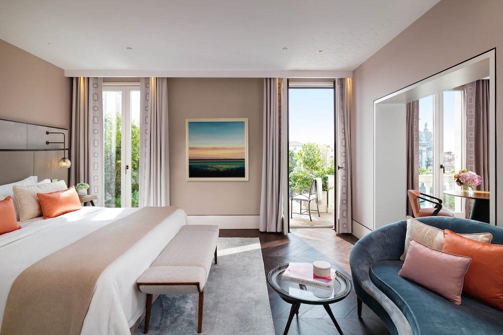 sembo-4989100-bed672-974504 The St. Regis Venice