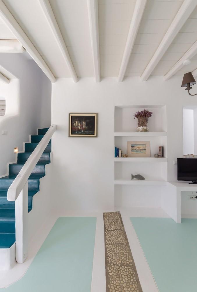 sembo-3940958-83554c-194678 Lyra Villas Mykonos