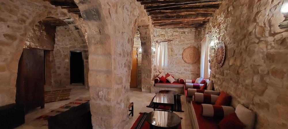 sembo-95733-2e71a0-156548 Hayat Zaman Hotel And Resort Petra