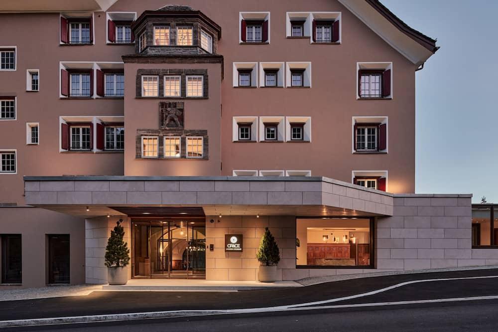 expediav2-49063-5ae21a-401978 Grace La Margna St Moritz