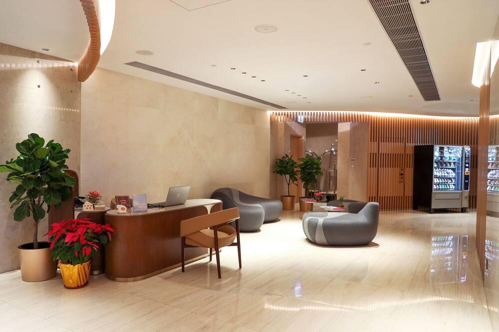 expedia_group-5980022-9514cc-892735 Oasis Aurum 181 Hotel