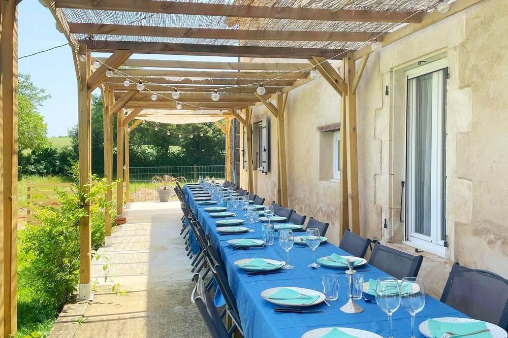 L'Orée des bois, 28 pers. 2 Gîtes Swimming pool - countryside - Poitou-Charentes - Poitiers visuel 2/5 L'Orée des bois, 28 pers. 2 Gîtes Swimming pool - countryside - Poitou-Charentes - Poitiers visuel 2/5