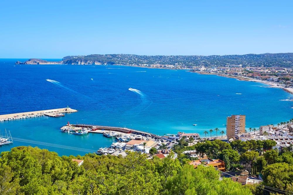 Wonderful private villa for 6 people with A/C, WIFI, private pool, TV, terrace and parking Kust van Valencia - Javea visuel 2/5 Wonderful private villa for 6 people with A/C, WIFI, private pool, TV, terrace and parking Kust van Valencia - Javea visuel 2/5