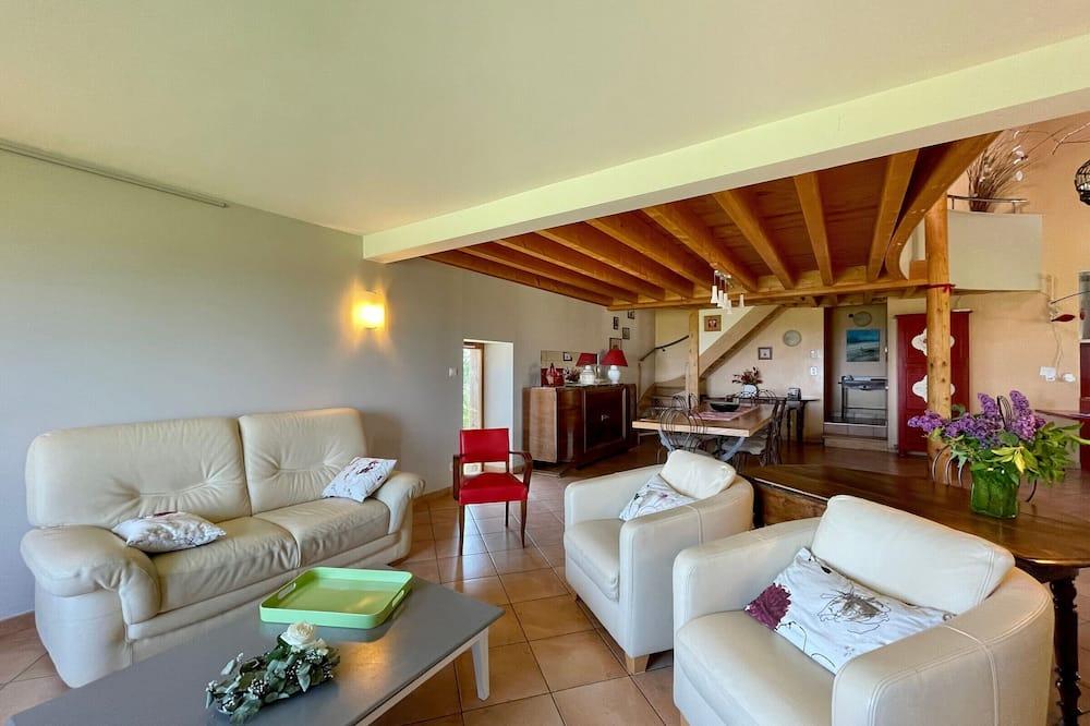 Gite Roche-en-Régnier, 3 bedrooms, 6 persons Auvergne - Roche-en-Régnier visuel 4/5 Gite Roche-en-Régnier, 3 bedrooms, 6 persons Auvergne - Roche-en-Régnier visuel 4/5