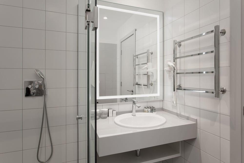 sembo-2066716-d9f102-613099 Sport Inn Hotel