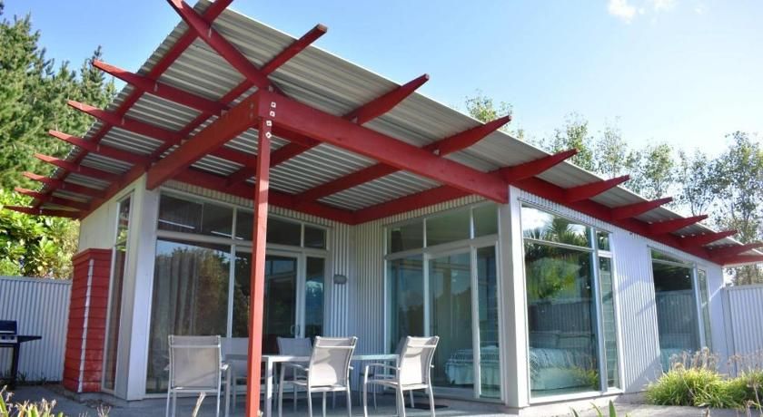 The Lakes - Kai Iwi Lakes Exclusive Retreat