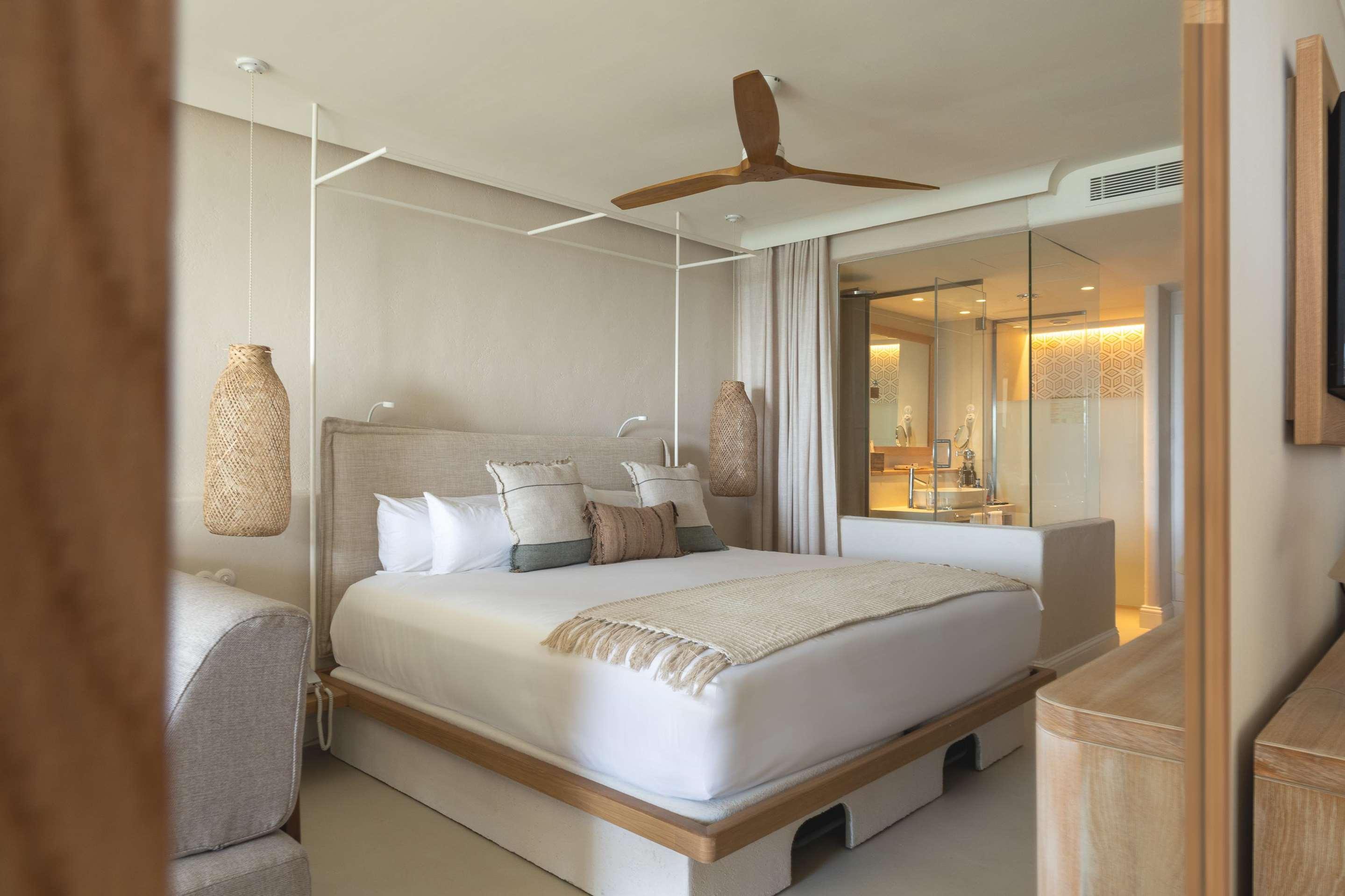 ice-1070823493-ba06b4-248282 Daia Slow Beach Hotel Conil