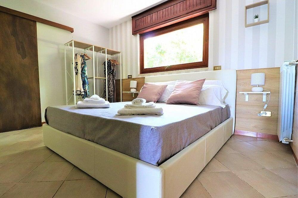 Villa Lisa: A characteristic and welcoming three-story villa in a quiet position, located on a hillside above the sea, with Free WI-FI. Campanië - Glimlach visuel 4/5 Villa Lisa: A characteristic and welcoming three-story villa in a quiet position, located on a hillside above the sea, with Free WI-FI. Campanië - Glimlach visuel 4/5