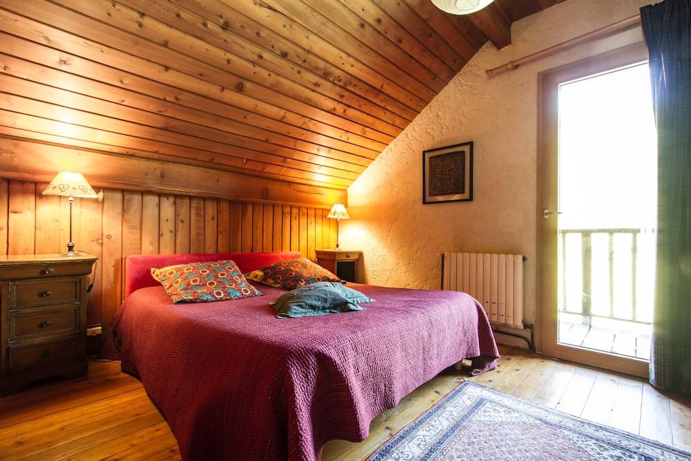 Lou Touloundé: Chalet for 10 people in Puy St Vincent 150 m from the slopes Provence-Alpes-Côte d'Azur - Puy-Saint-Vincent visuel 2/5 Lou Touloundé: Chalet for 10 people in Puy St Vincent 150 m from the slopes Provence-Alpes-Côte d'Azur - Puy-Saint-Vincent visuel 2/5