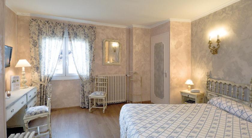 Logis Hotel Restaurant Planes Languedoc-Roussillon - Saillagouse visuel 5/5 Logis Hotel Restaurant Planes Languedoc-Roussillon - Saillagouse visuel 5/5