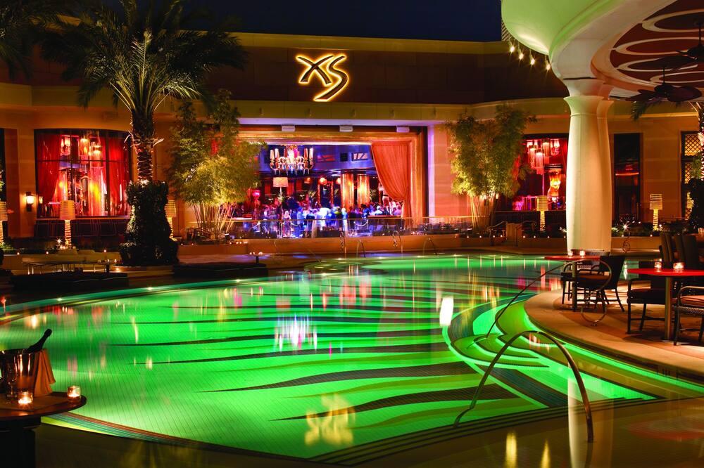 expediav2-101717-b6ab60-953232 Wynn Las Vegas