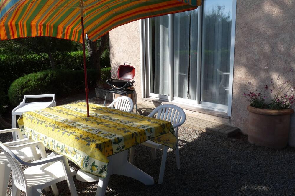 Attached villa, terrace, garden, garage, in a quiet impasse. Access to the pool Provence-Alpes-Côte d'Azur - Argens visuel 5/5