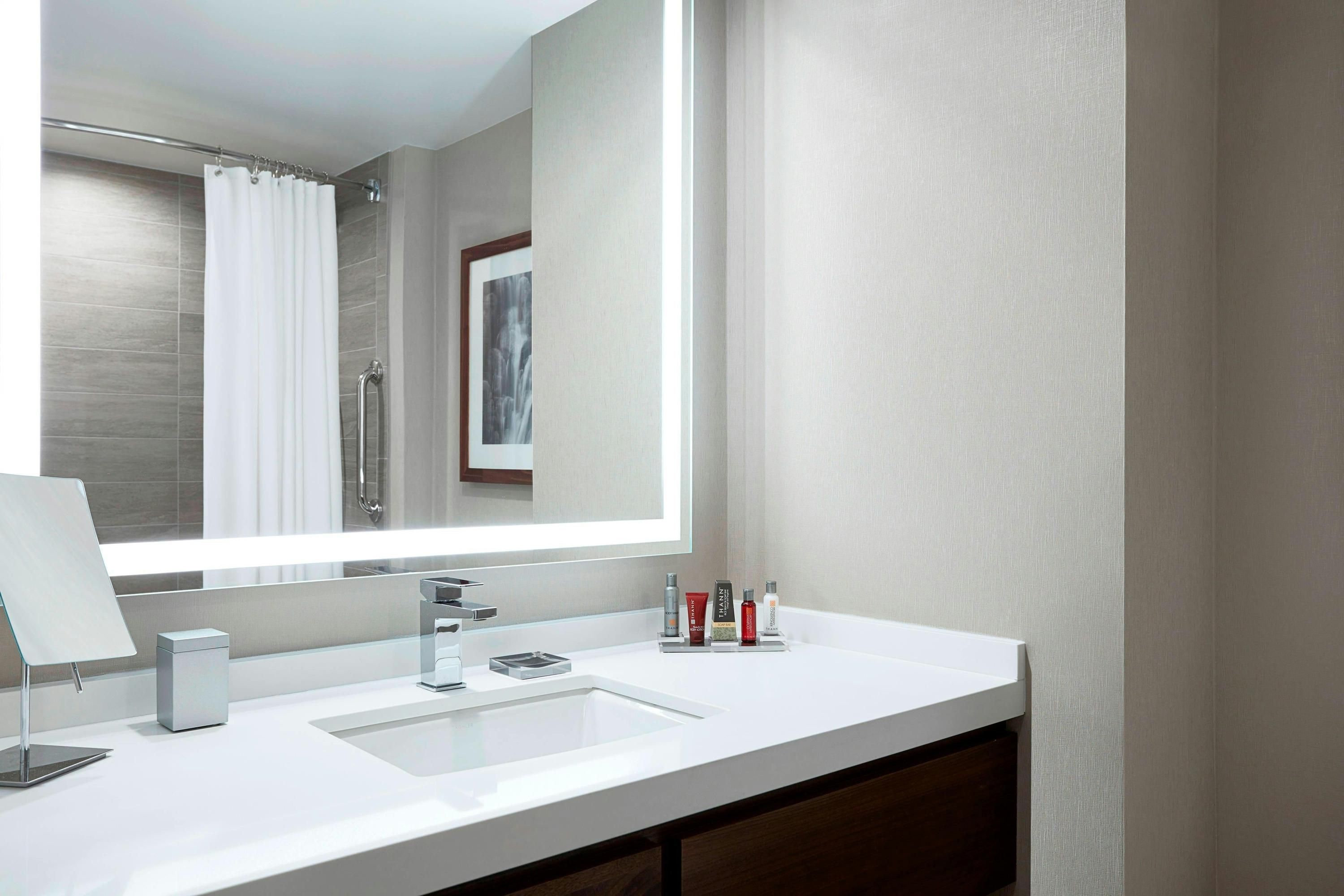 Ithaca Marriott Downtown on the Commons