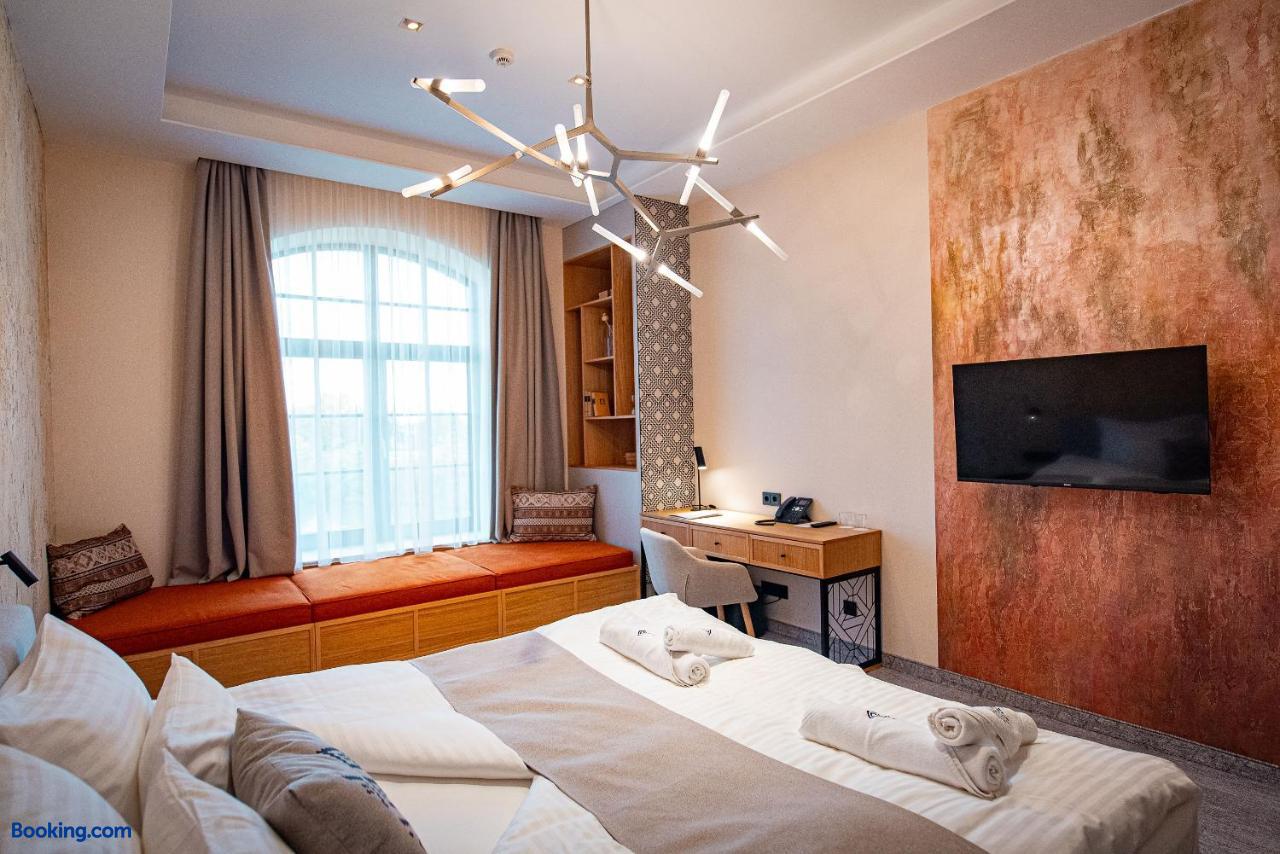 booking-1071097629-516555793-863326 Bordur Wellness Hotel és Szonyegmúzeum