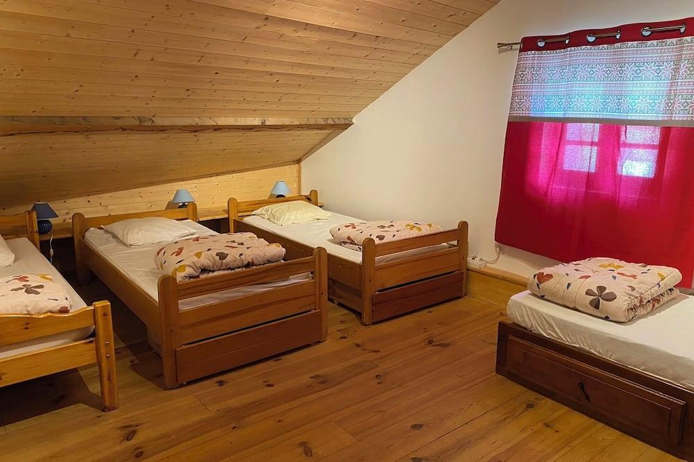 Village house in the heart of the Clarée valley Provence-Alpes-Côte d'Azur - Val-des-Prés visuel 2/5 Village house in the heart of the Clarée valley Provence-Alpes-Côte d'Azur - Val-des-Prés visuel 2/5