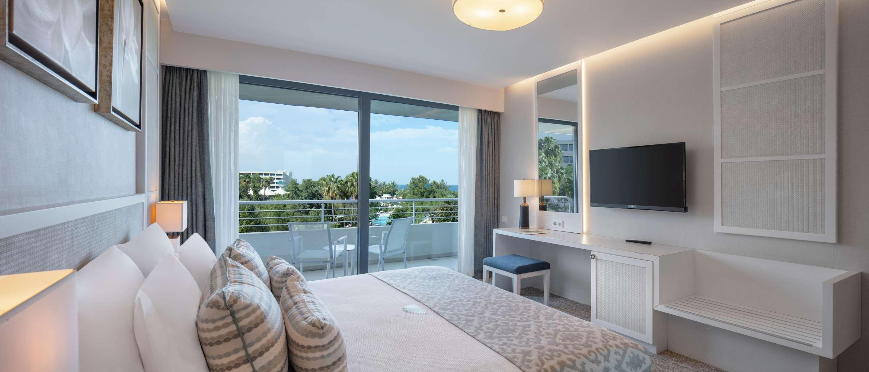 ice-398381-82ff93-597538 Mirage Park Resort