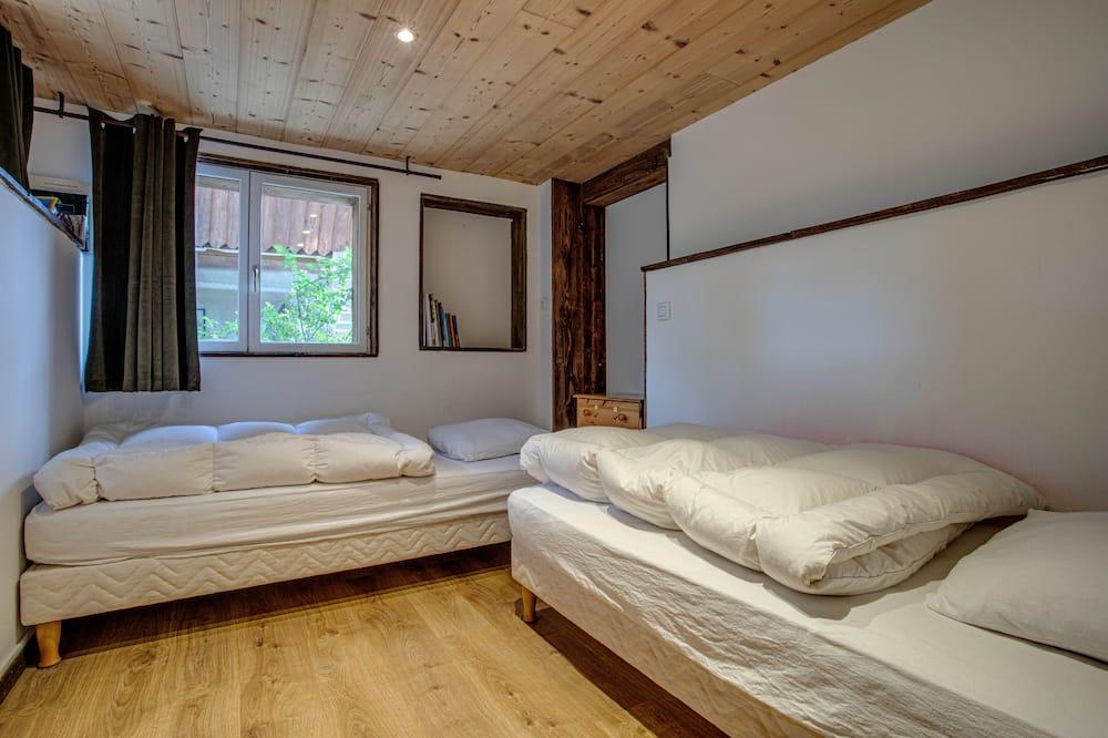 Chalet: charm and authenticity Rhône-Alpes - La Chapelle-d'Abondance visuel 5/5 Chalet: charm and authenticity Rhône-Alpes - La Chapelle-d'Abondance visuel 5/5