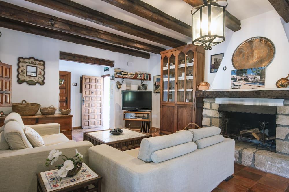 Large and classic villa with private pool in Javea, Costa Blanca, Spain for 6 persons Kust van Valencia - Javea visuel 5/5 Large and classic villa with private pool in Javea, Costa Blanca, Spain for 6 persons Kust van Valencia - Javea visuel 5/5