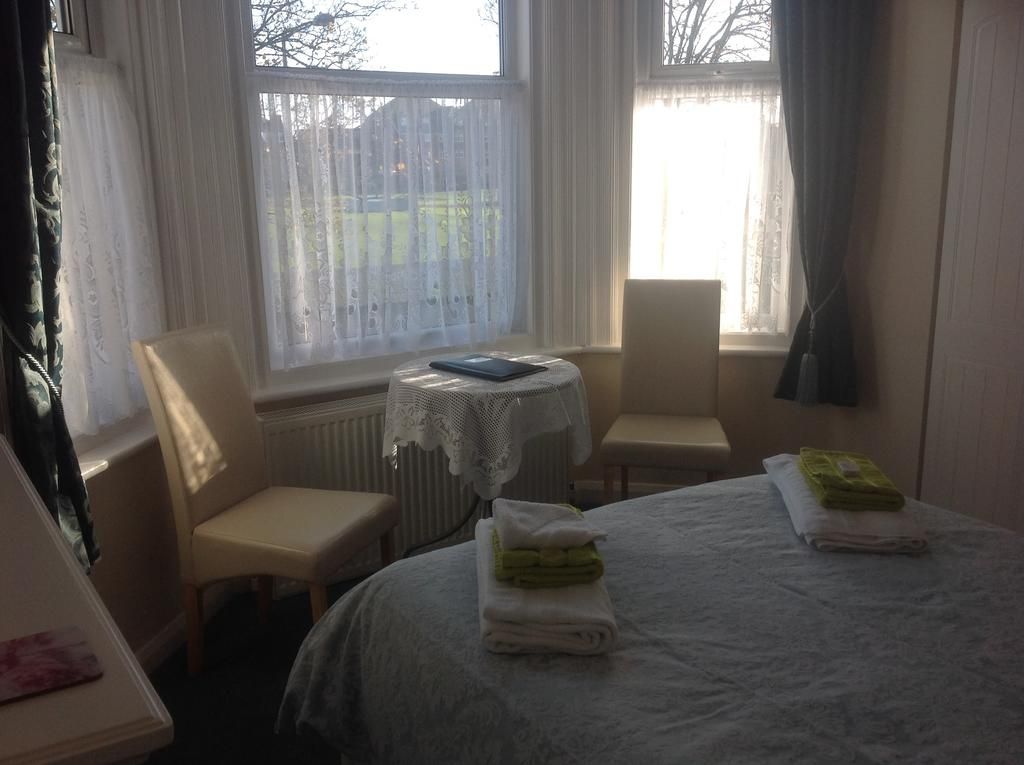 Cleasewood Guest House