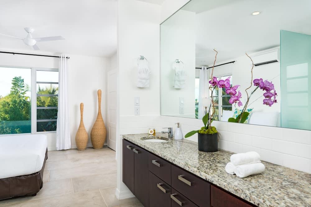 expedia_group-2502946-73171b-796432 The Oasis at Grace Bay