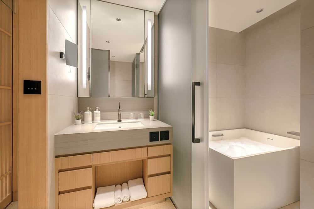 expedia_group-8499653-e681ba-583939 Aki Hong Kong - MGallery