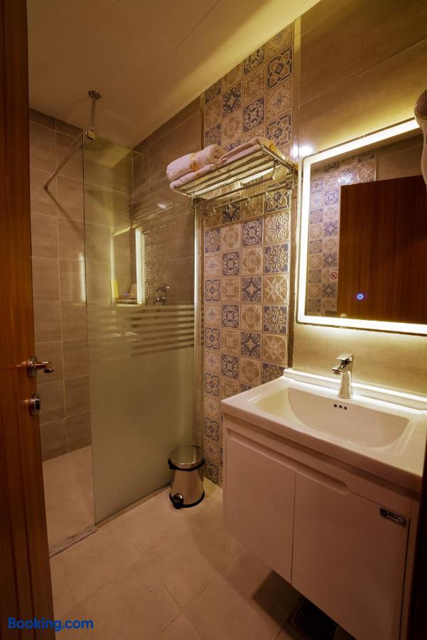 booking-1071267710-542361139-203746 Sarok Hotel