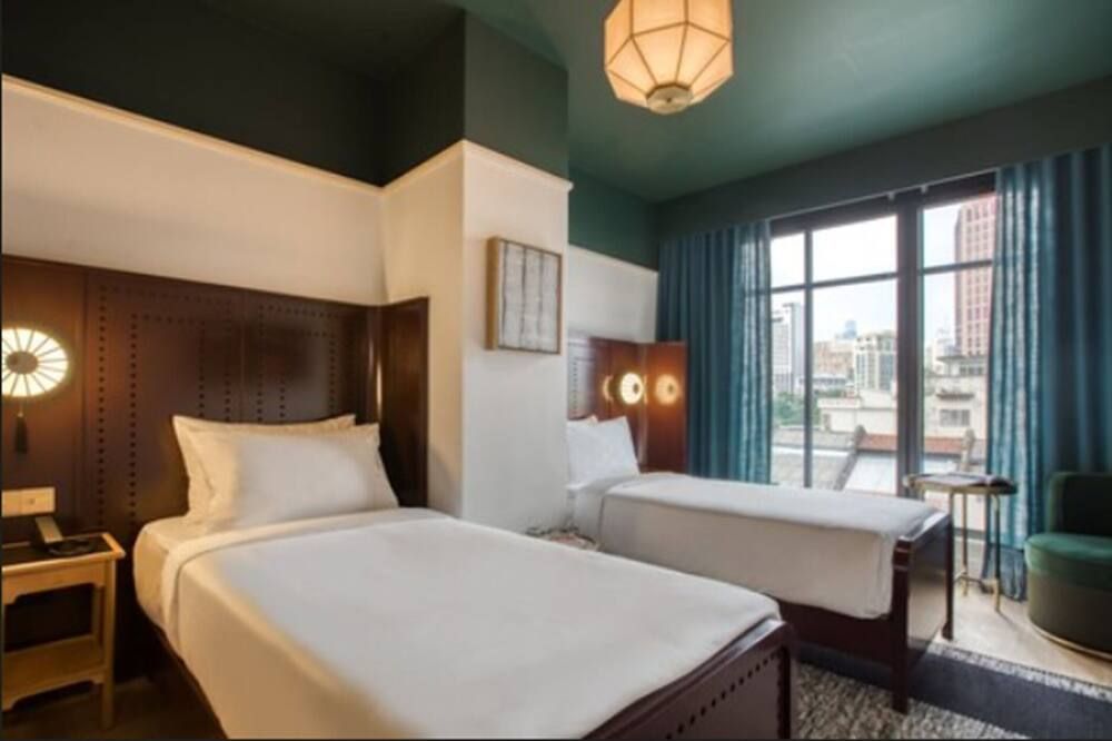 The Chow Kit - an Ormond Hotel