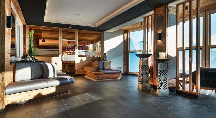 Kristall- & Vitalhotel Bergknappenhof