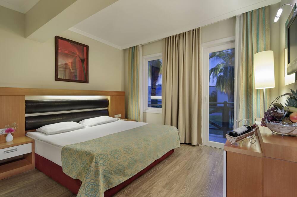 expediav2-350794-9131fa-264970 Crystal Flora Beach Resort