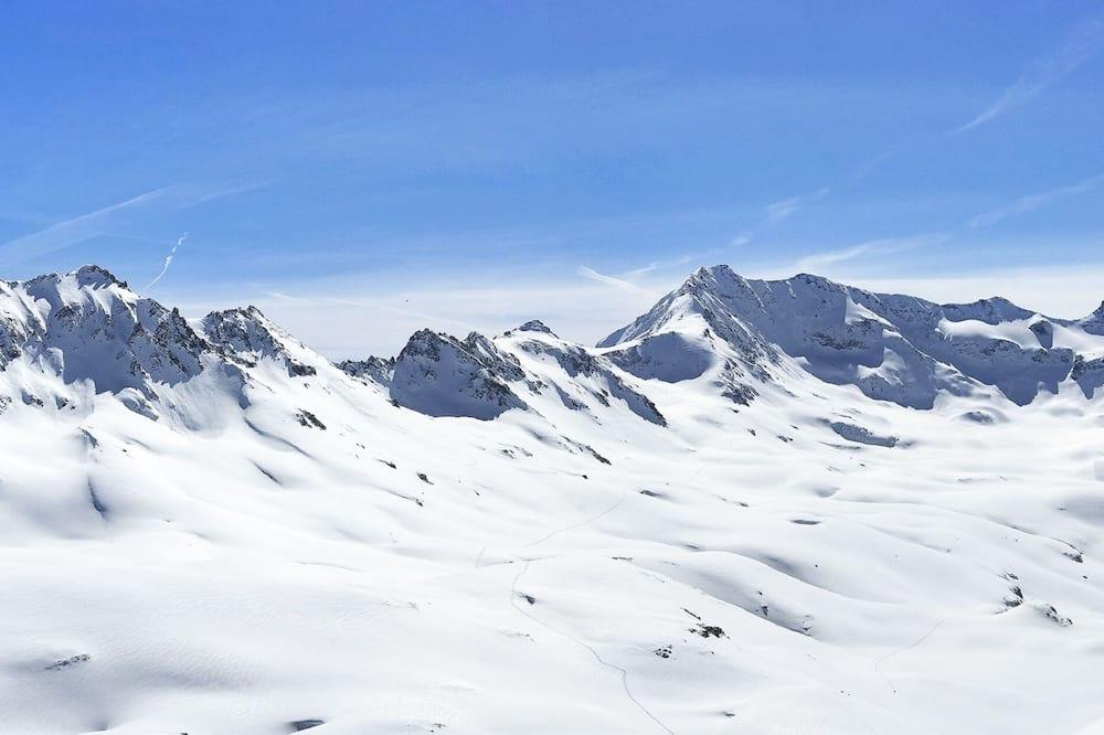 Chalet La Bulle Apartment Les Marmottes 14 pers Tignes Rhône-Alpes - Tignes visuel 2/5 Chalet La Bulle Apartment Les Marmottes 14 pers Tignes Rhône-Alpes - Tignes visuel 2/5