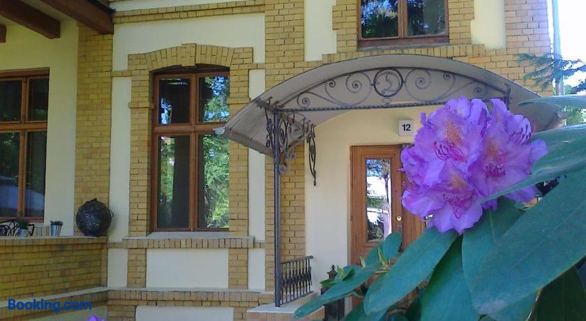 booking-420740-10709677 Residenz Villa Kult