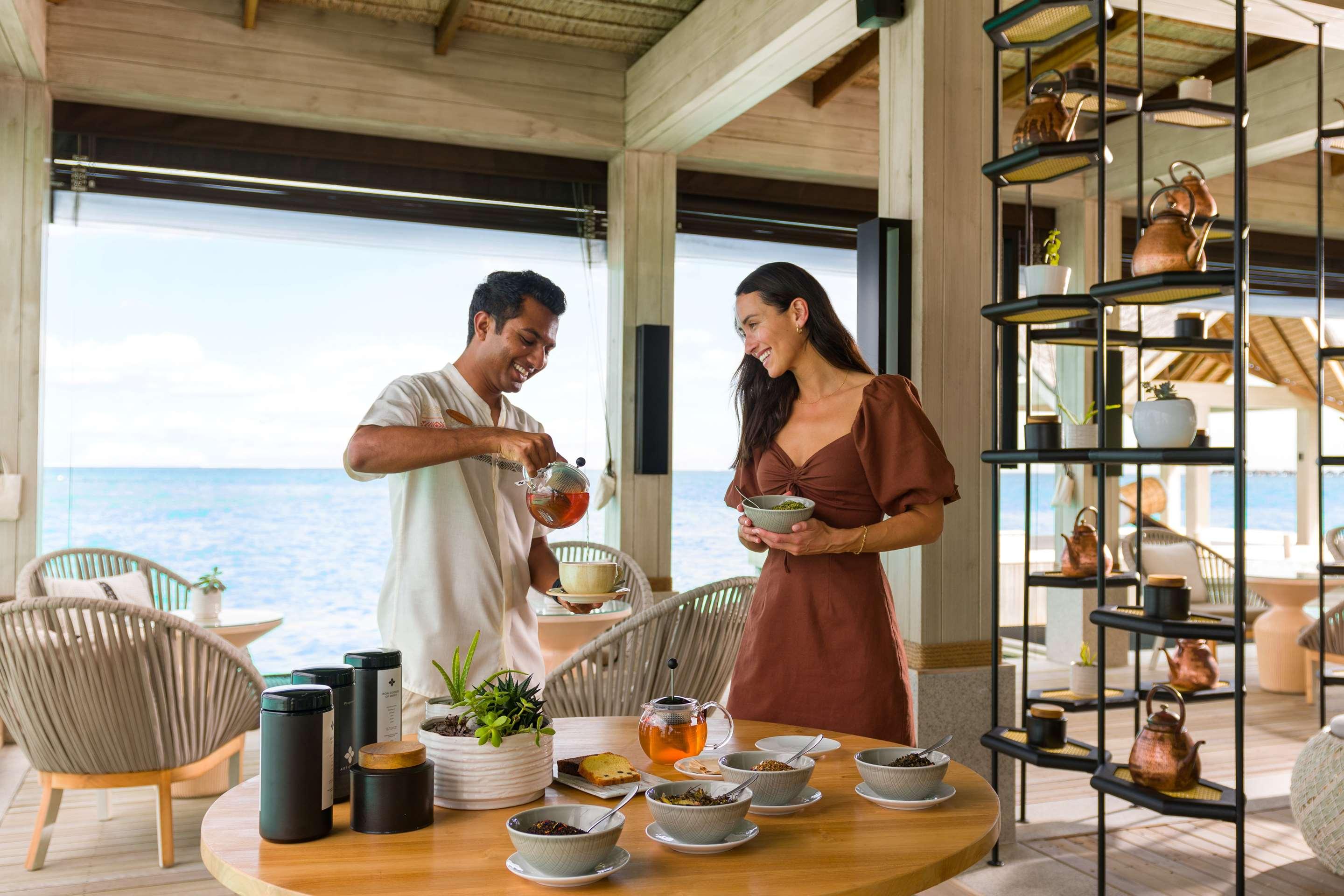 ice-1070466236-c9f0d5-264503 Hilton Maldives Amingiri Resort & Spa