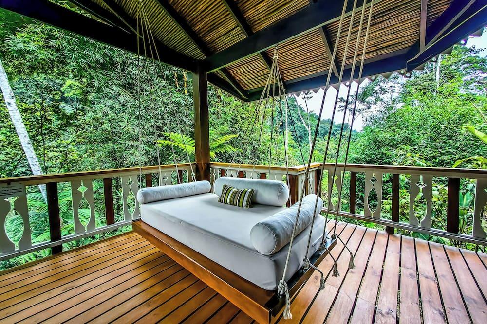 Pacuare Lodge by Böëna