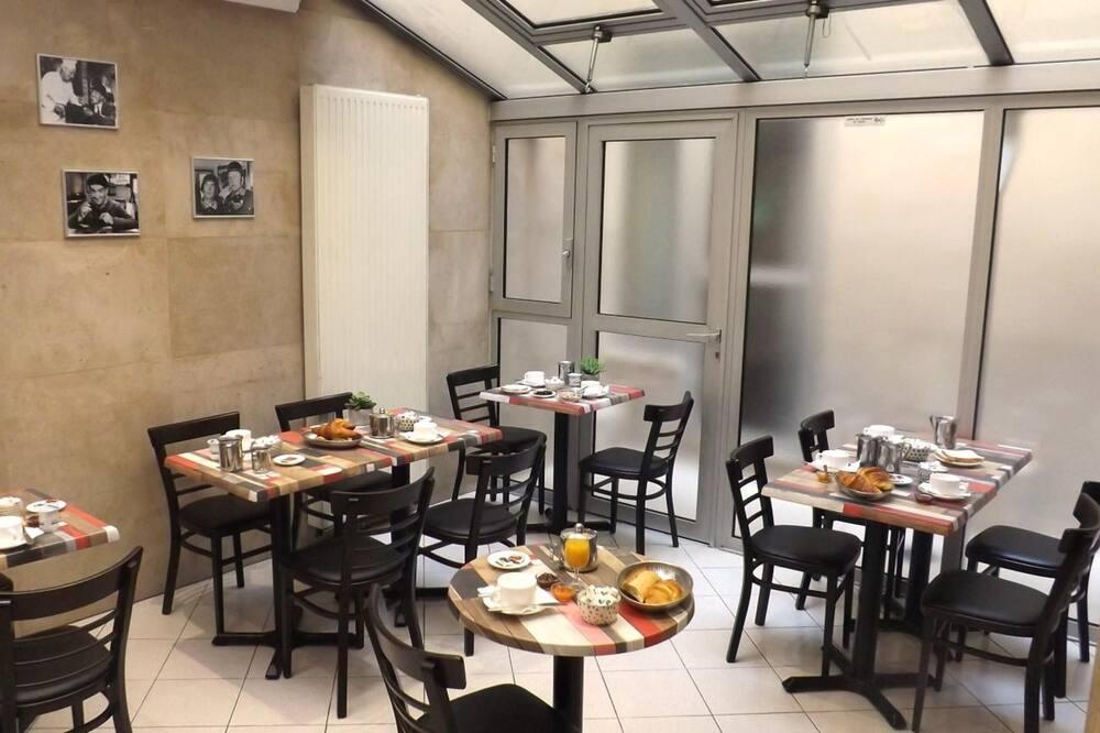 Hôtel de la Place des Alpes Ile de France - Paris visuel 5/5 Hôtel de la Place des Alpes Ile de France - Paris visuel 5/5