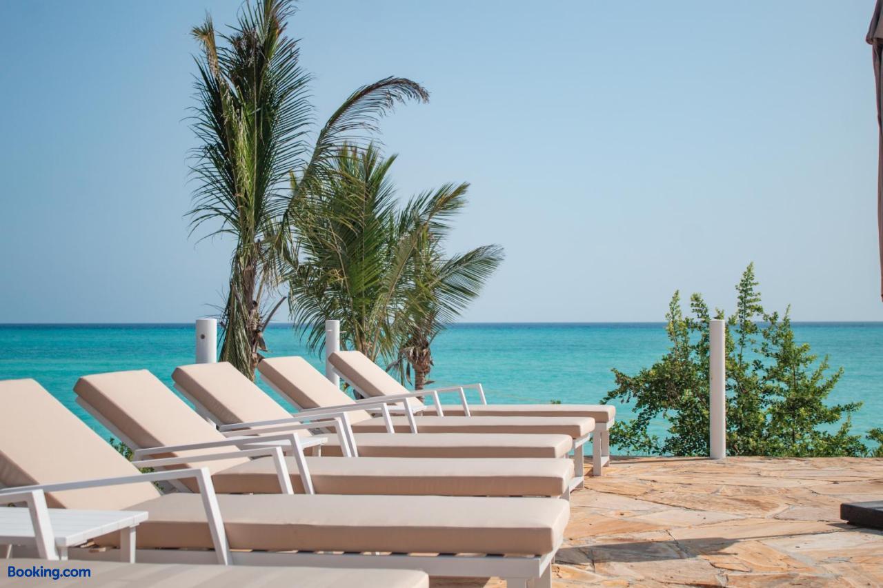 booking-1072128335-640293147-334299 Oasis Blu Beach Resort-Adults Only