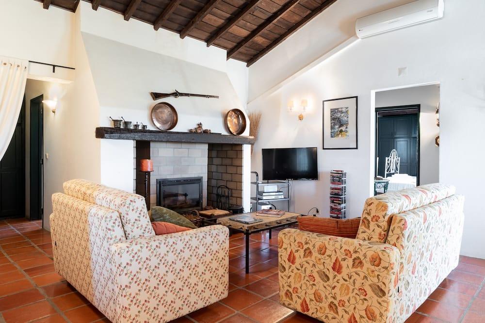 House Countryside with view on the Dam, with Pool, lawn, Barbecue, porch Alentejo - Montargil visuel 1/5 House Countryside with view on the Dam, with Pool, lawn, Barbecue, porch Alentejo - Montargil visuel 1/5