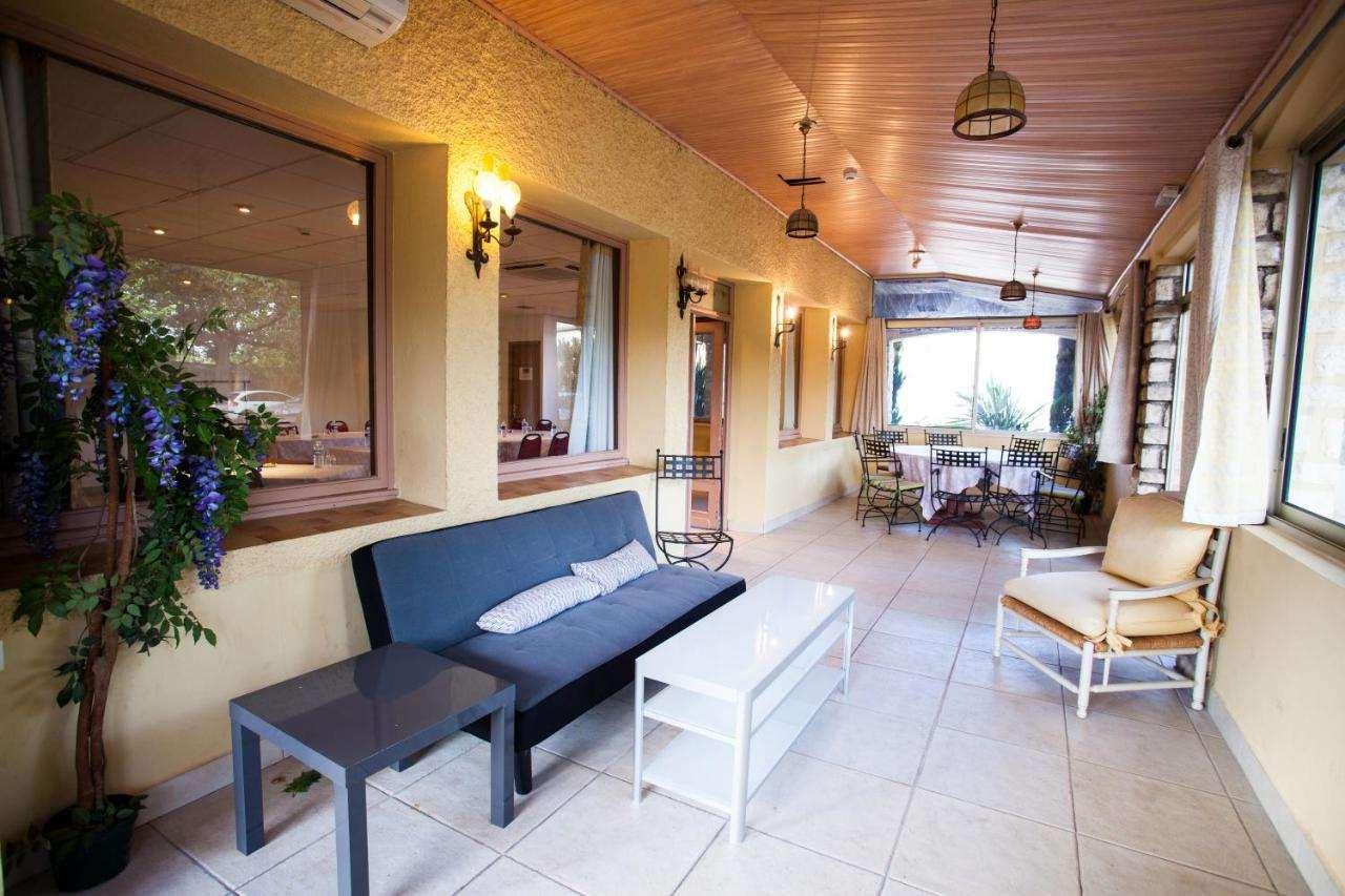 Les Vignes Blanches Languedoc-Roussillon - Beaucaire visuel 4/5