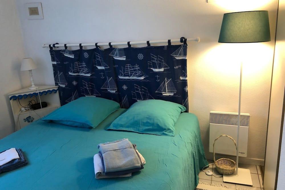 50m from the beach: 2 bedroom villa 4/5 people, 2 European, internet, wifi Pays de Loire - Jard-sur-Mer visuel 2/5 50m from the beach: 2 bedroom villa 4/5 people, 2 European, internet, wifi Pays de Loire - Jard-sur-Mer visuel 2/5