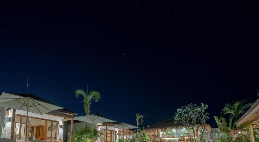 Ehoa Bali Nyanyi Boutique Hotel - In Front Of Entrance To Nuanu