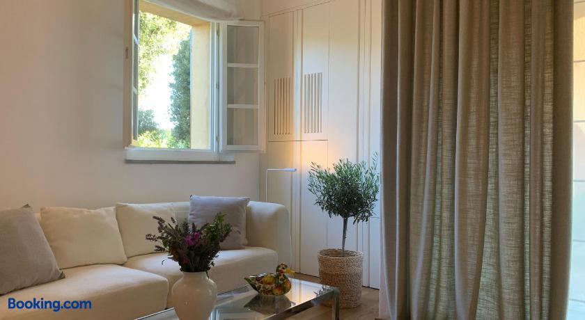 booking-2464647-290520724-625871 Villa Caprera