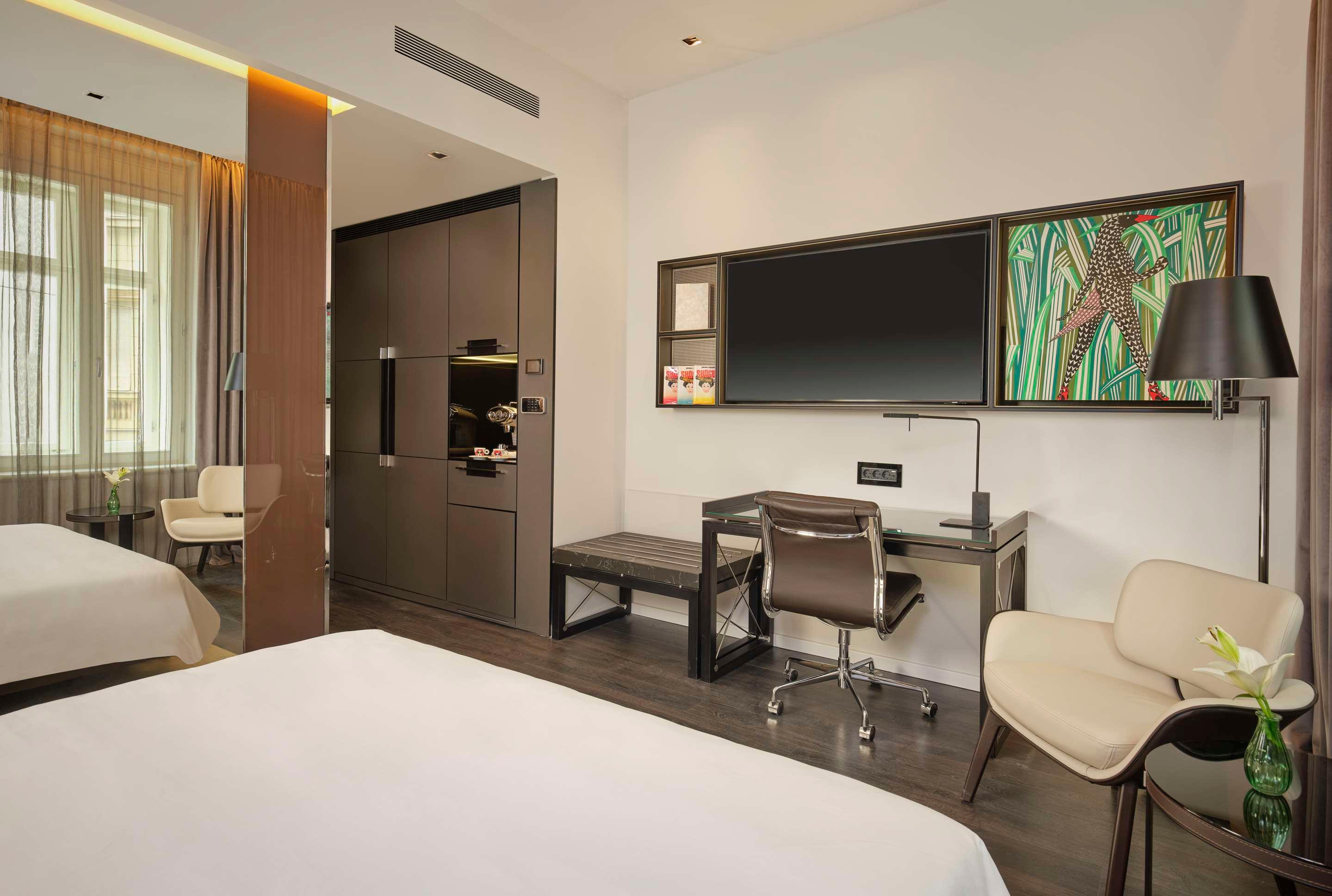 ice-10299400-108798591-702466 art'otel Zagreb