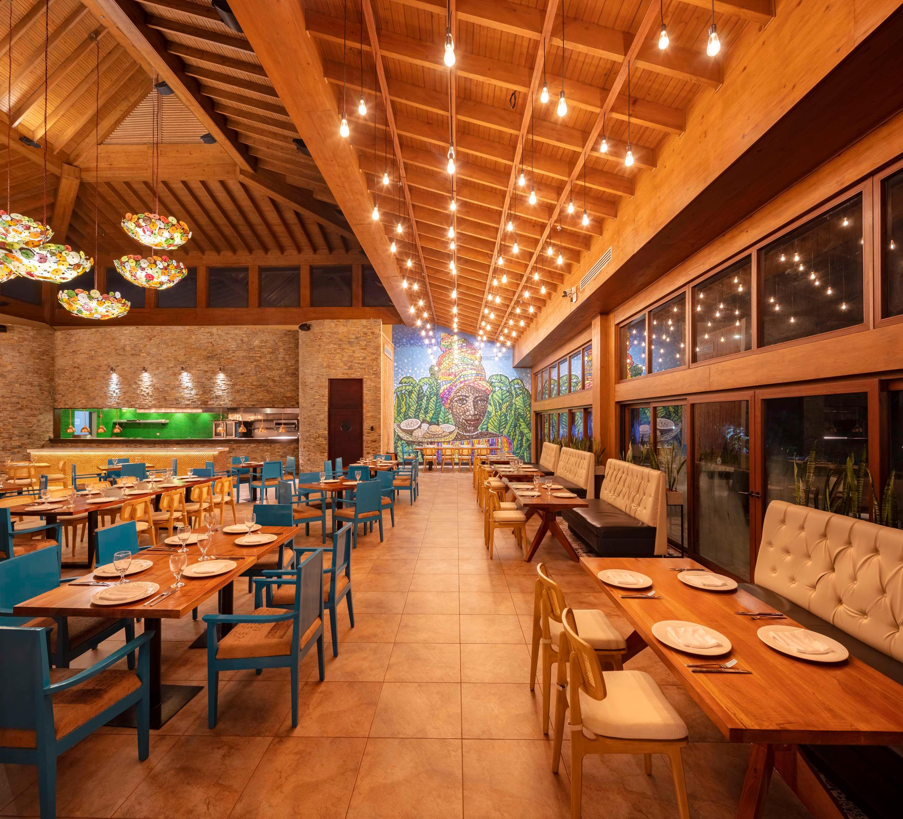 ice-2058707-108234598-749038 Indura Beach & Golf Resort Curio Collection By Hilton