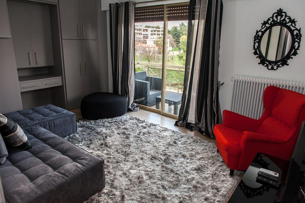 sembo-2325552-bb46c1-647505 Urban Residence
