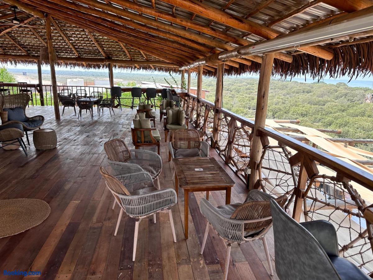 booking-1071094522-582092725-366585 Casa Mikoko Resort