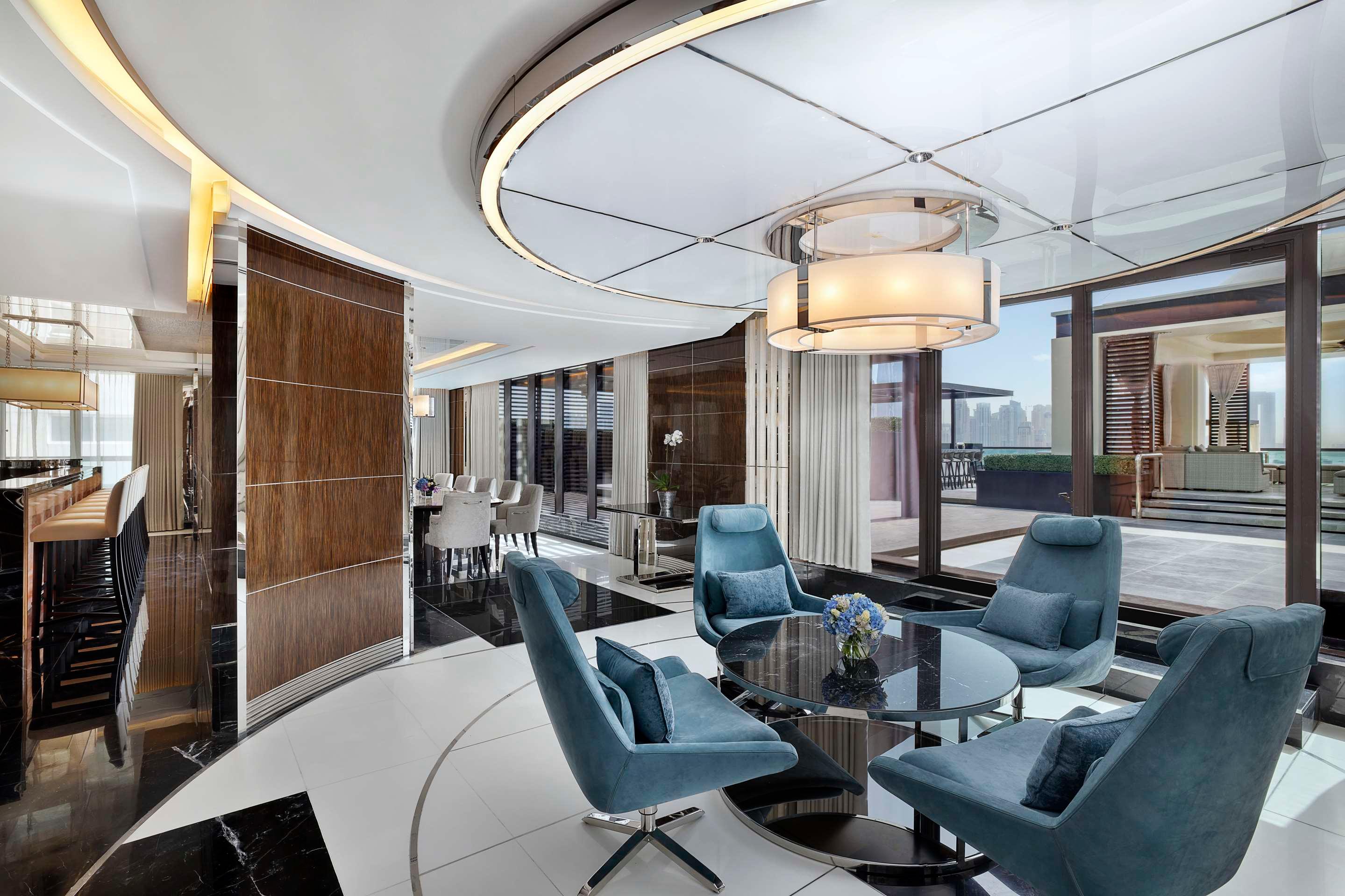 ice-8521867-111246565-903395 Hilton Dubai Palm Jumeirah
