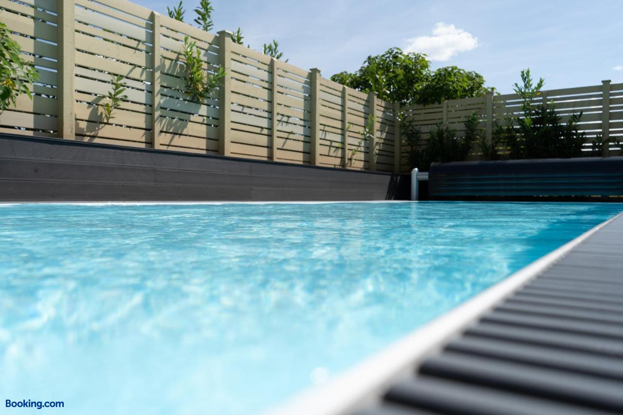 booking-1070737282-568751940-903754 Kracher Hotel Doppelzimmer - inklusive Pool