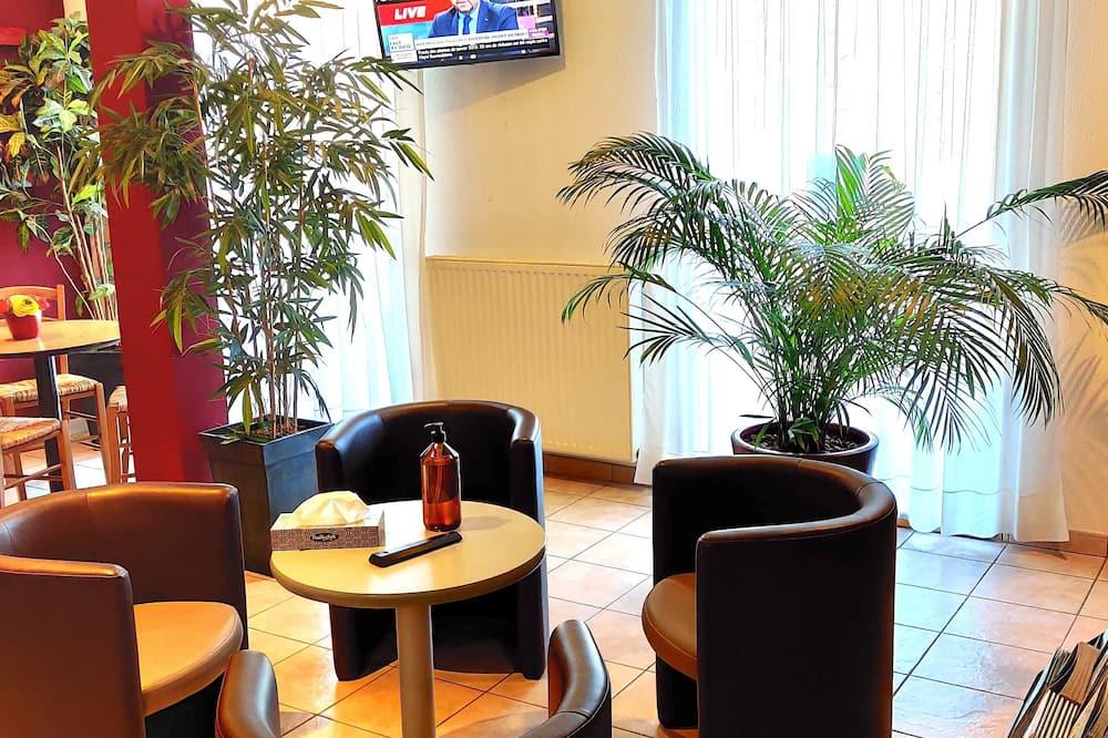 Hotel La Bosselle Pays de Loire - Saint-Philbert-de-Grand-Lieu visuel 5/5 Hotel La Bosselle Pays de Loire - Saint-Philbert-de-Grand-Lieu visuel 5/5
